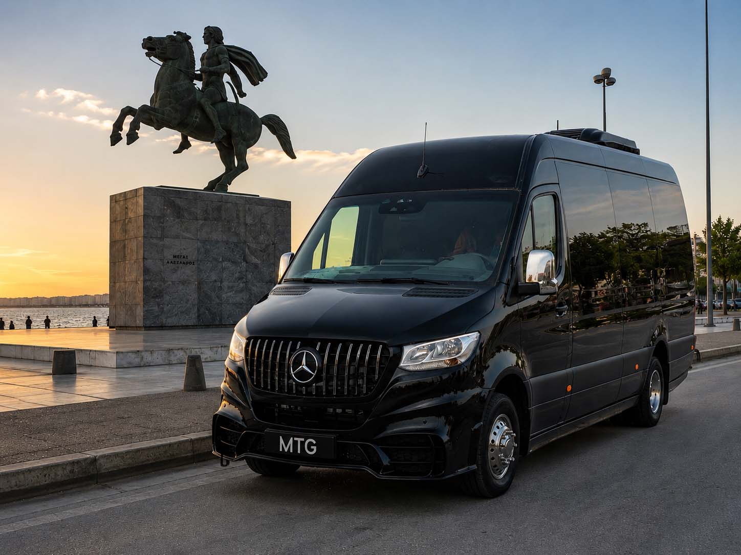 Premium Mini Coach 19